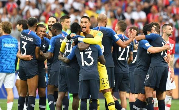  阿森纳青年军崛起，萨卡领衔青春风暴