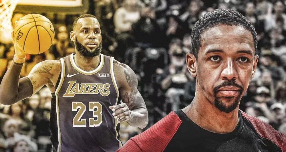  圣埃蒂安传奇退役仪式举行，数万球迷雨中送别  